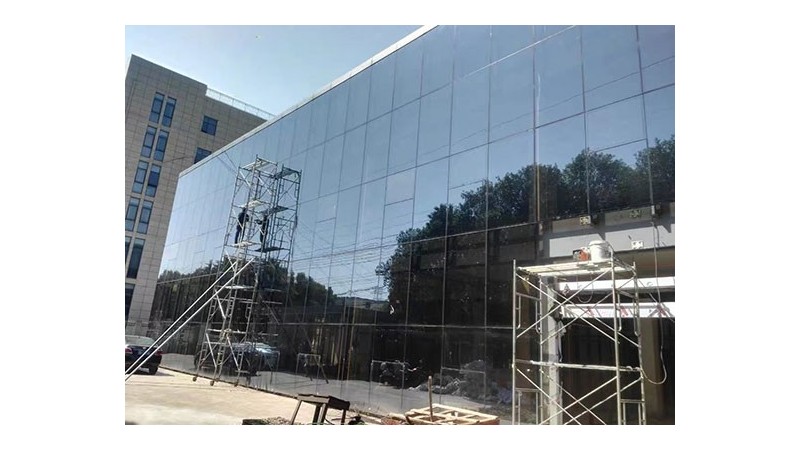 办公楼玻璃幕墙工程如何进行验收?